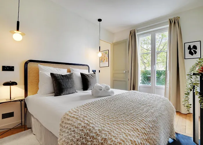 アパート Luxury Flat By Les Maisons De Charloc Homes